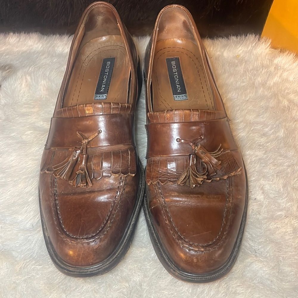Bostonian shoes 9.5 (4725R)